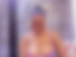 Live cam show with Hellen - Brown Eyes Ebony on Porn Luv
