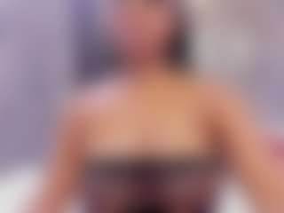 Live cam show with Hellen - Tittyfuck on StripNow