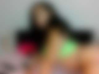 Live cam show with MyaRose-xo - Tease on pussylord.com