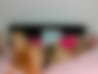 Live cam show with MyaRose-xo - Spank on AdultVida.com