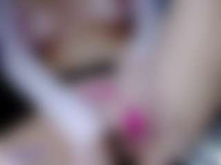 Live cam show with Eva-hot-blond - Pov on AdultVida.com