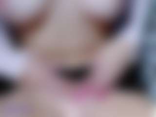 Live cam show with Eva-hot-blond - Natural on AdultVida.com