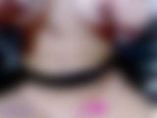 Live cam show with Eva-hot-blond - Wet on crypto-cams