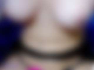Live cam show with Eva-hot-blond - Solo on StripNow