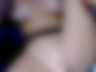 Live cam show with Eva-hot-blond - Green Eyes on https://playwithruby.com