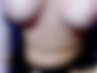 Eva-hot-blond's Live Sex Cam Show