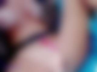 Live cam show with Eva-hot-blond - Blonde Hair MILF on Camsoda