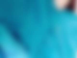 Eva-hot-blond MILF webcam performer live streaming