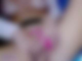 Live cam show with Eva-hot-blond - Green Eyes on sexylive.show