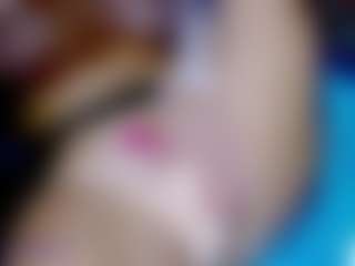 Live cam show with Eva-hot-blond - Blonde Hair MILF on camwithhim.com