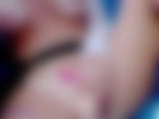 Live cam show with Eva-hot-blond - Living Room on galaxygirlnitro.com
