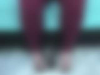 Live cam show with Ariana Diosa - Big Nipples on CamClone