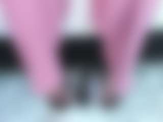 Live cam show with Ariana Diosa - Big Nipples on SpankPalCams