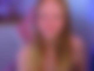 Live cam show with evangel1ne - Blonde Hair on Hubzter Live