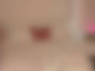 Live cam show with LoveJulie - Red Hair Amateur on AdultVida.com