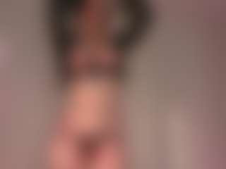 LoveJulie's Live Sex Cam Show
