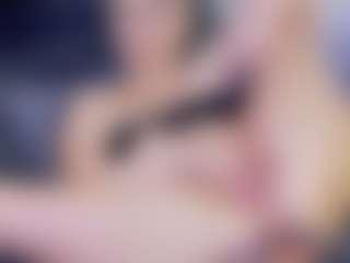 Tania44b's Live Sex Cam Show
