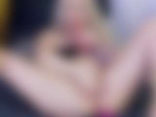 Tania44b's Live Sex Cam Show