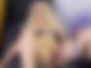 Live cam show with Tania44b - Green Eyes on Camsoda