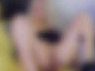 Tania44b's Live Sex Cam Show