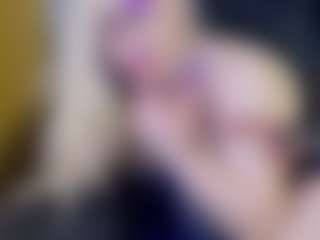 Tania44b's Live Sex Cam Show