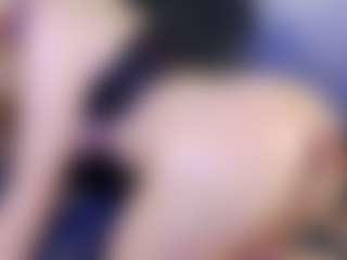 Live cam show with Tania44b - Fingers on SxyPornLive