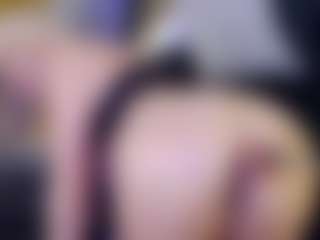 Tania44b's Live Sex Cam Show