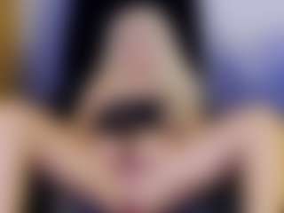 Live cam show with Tania44b - Mature Middle Aged on Gym Cam Girls