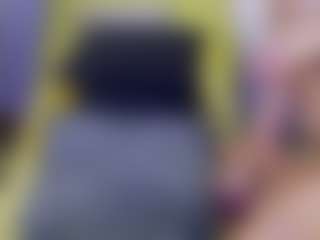 Tania44b's Live Sex Cam Show