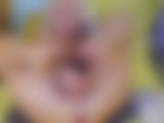 Tania44b's Live Sex Cam Show