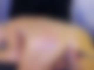 Tania44b's Live Sex Cam Show