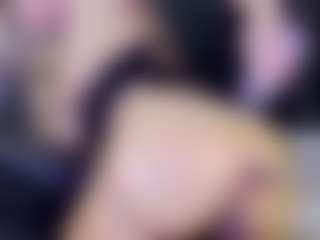 Tania44b's Live Sex Cam Show