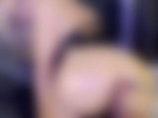 Tania44b's Live Sex Cam Show