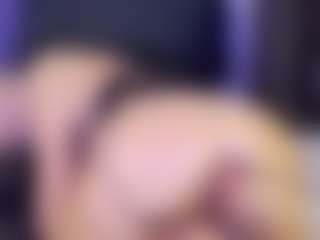 Tania44b's Live Sex Cam Show
