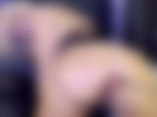 Tania44b's Live Sex Cam Show