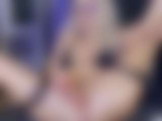 Live cam show with Tania44b - Flashing on Soda Cam