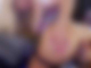 Tania44b's Live Sex Cam Show