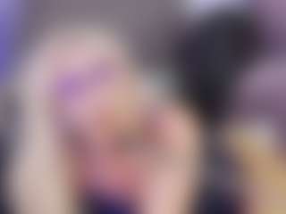 Tania44b's Live Sex Cam Show