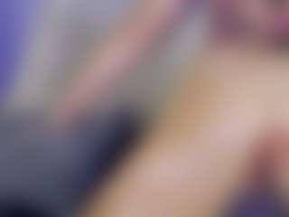 Tania44b's Live Sex Cam Show