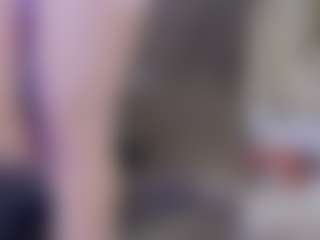 Tania44b's Live Sex Cam Show