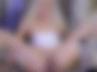Tania44b's Live Sex Cam Show