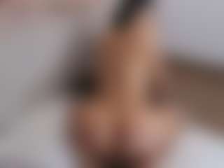 Live cam show with CatalinaRestrepo - Tease BBW on Dolls Live