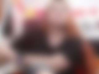 Live cam show with saray-extrovert - Camel Toe on realtime-chat