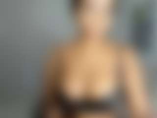 ebonydreamiin's Live Sex Cam Show