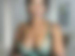 Live cam show with ebonydreamiin - Ebony on 1on1-livenow | colombia