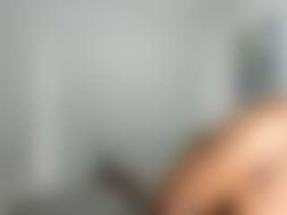 ebonydreamiin's Live Sex Cam Show