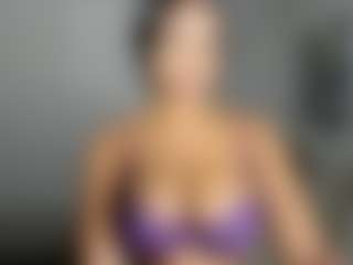 Live cam show with ebonydreamiin - Fit on sexytreat.net