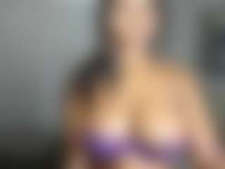 ebonydreamiin's Live Sex Cam Show