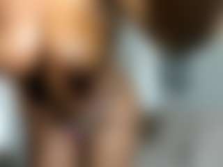 ebonydreamiin's Live Sex Cam Show