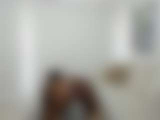 Live cam show with ebonydreamiin - Ebony Fetish on SpunkLive